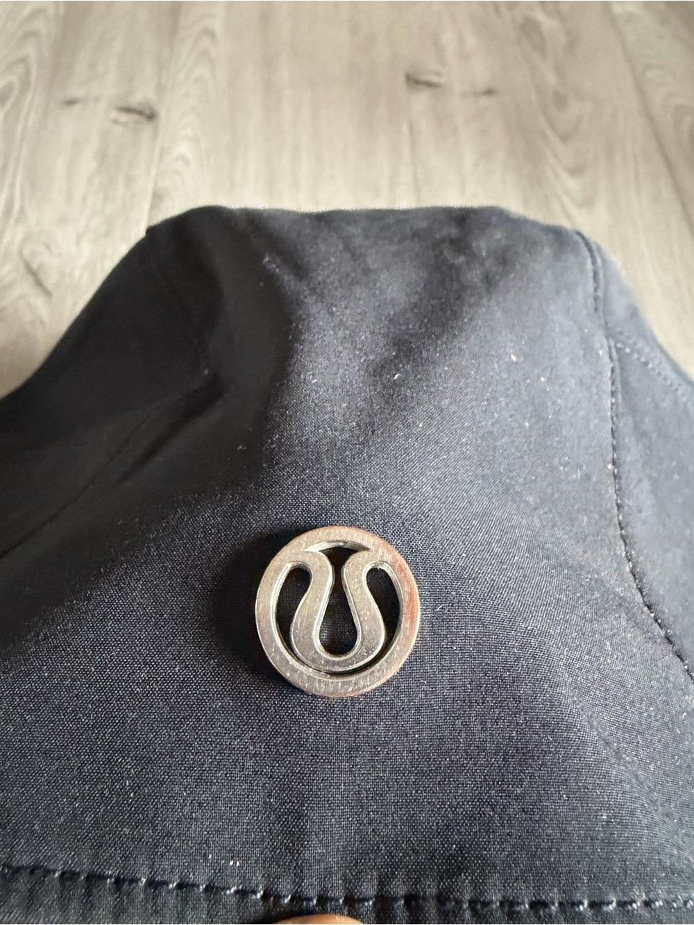 Lululemon Studio Soft Shell size 8 - Picture 7 of 10
